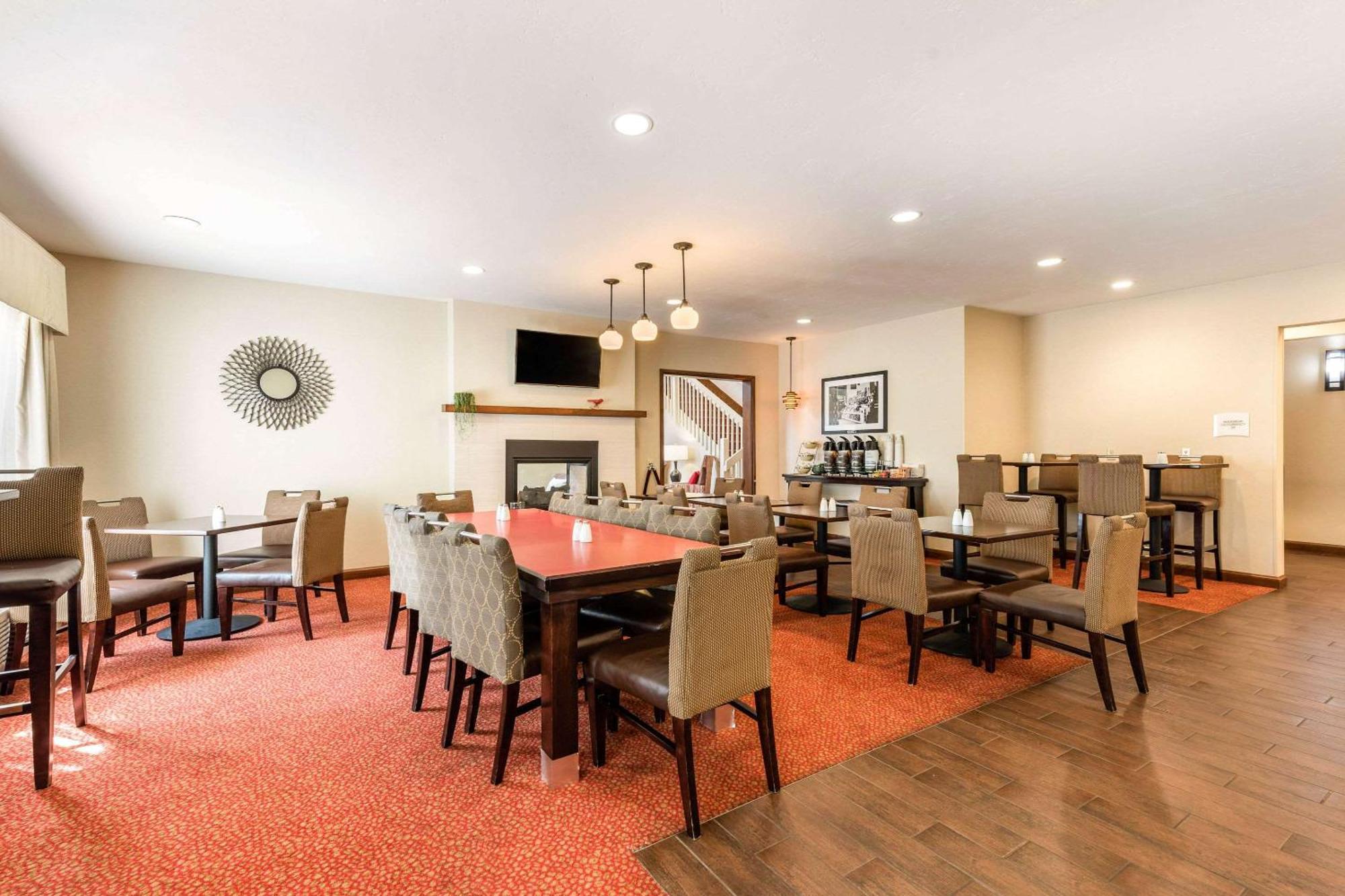 Quality Inn & Suites University Fort Collins Eksteriør billede
