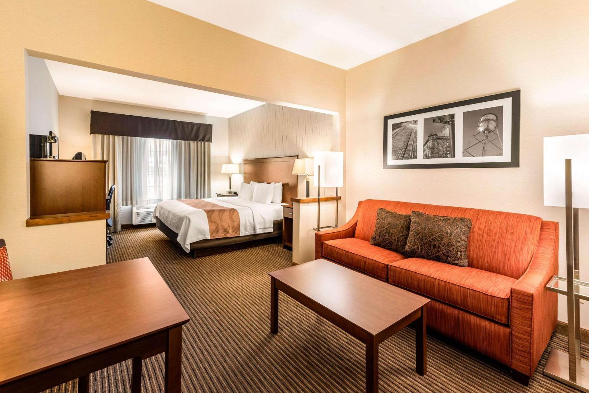 Quality Inn & Suites University Fort Collins Eksteriør billede