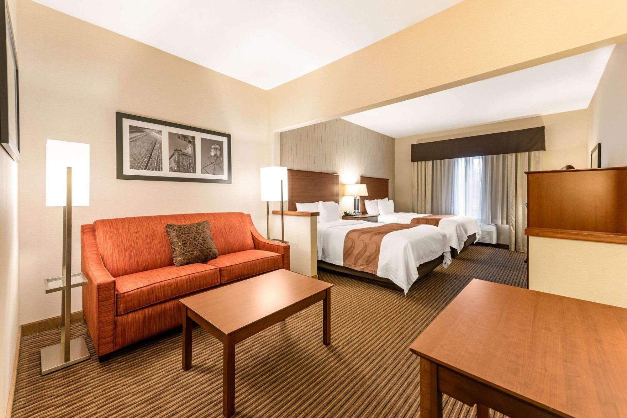 Quality Inn & Suites University Fort Collins Eksteriør billede